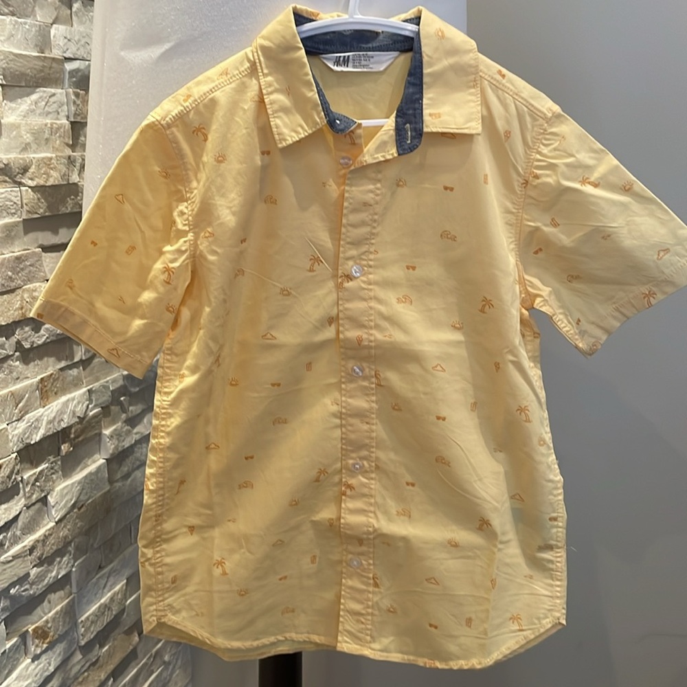 H&M yellow Tropical Print Button down shirt
